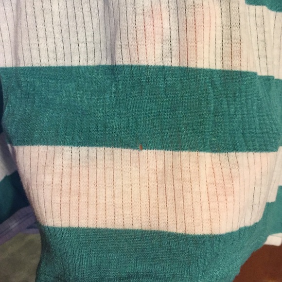 Ribbed button back tee - Picture 3 of 3