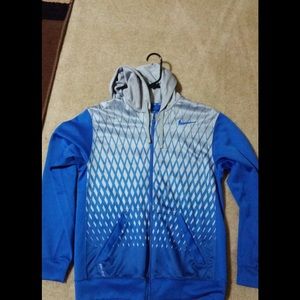Mens Small Nike drift zip up