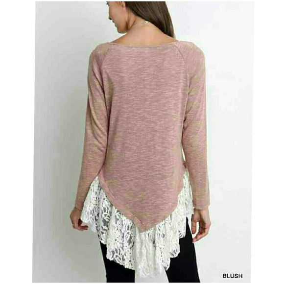 NEW HI-LO TOP WITH LACE TRIM - Picture 3 of 3