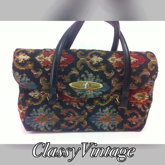 Vintage Handbags - Vintage carpet bag.