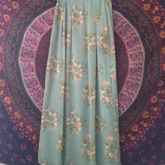 Pastel Mint Green Flower Patterned Maxi Skirt