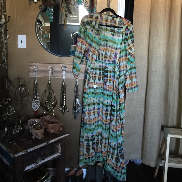 Dresses & Skirts - Sheer tye dyed long Kimono dress buttons up
