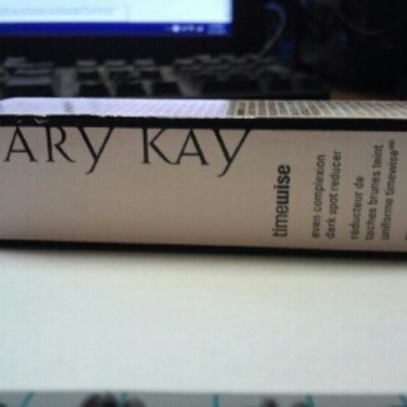Mary Kay timewise even complexion dark spot reduce - Picture 1 of 2