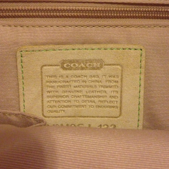 Pastel Coach Hobo Style Bag NWOT orig $268 - Picture 3 of 3