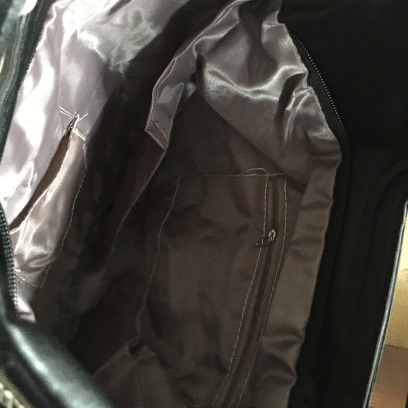 NEW...Cute fashion bag...man made materials... - Picture 3 of 4