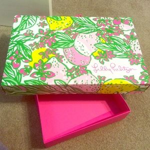 Lilly Pulitzer box!!