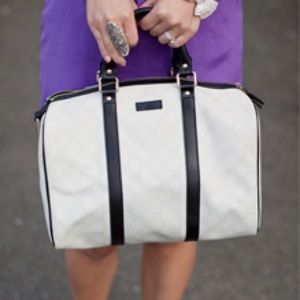 *2 ITEMS* Gucci Authentic White Boston Bag & Wallet