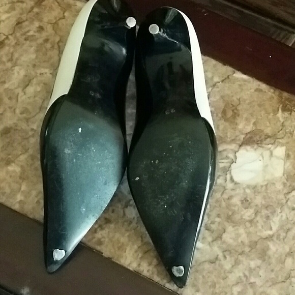 Vintage black and white heels - Picture 2 of 4