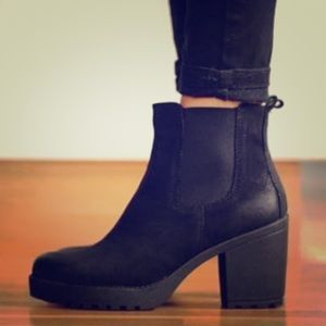 Vagabond grace platform boots