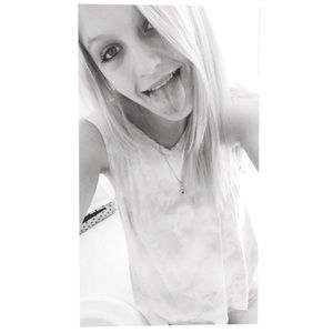 Meet your Posher, Kaitlyn