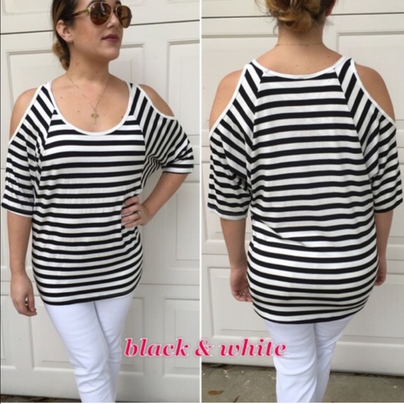 ❗️SALE❗️Cold shoulder tops - Picture 2 of 3