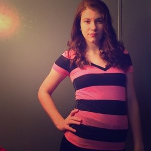 American eagle V-necks