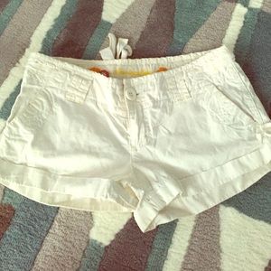 AE white poplin shorts
