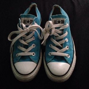 Blue converse