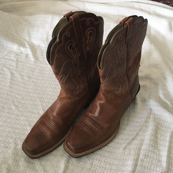 Ariat cowboy boot