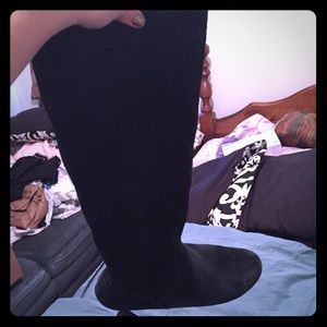 Black boots