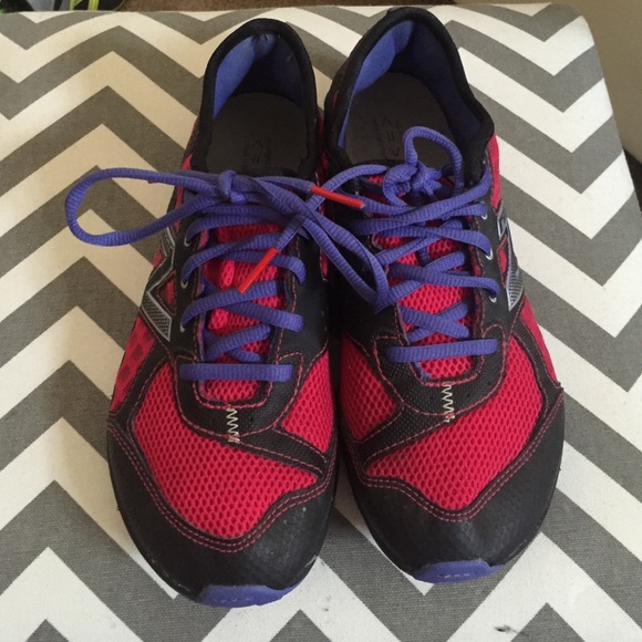 New balance shoes