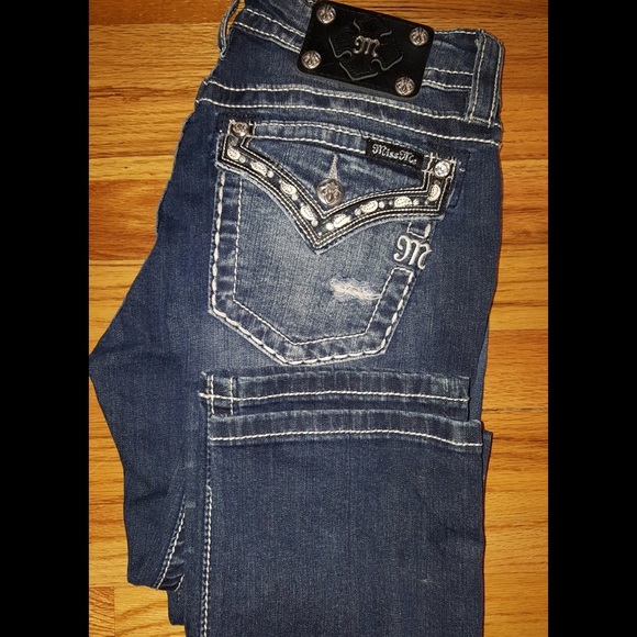 🆕 Miss Me Straight Jeans - Picture 2 of 4