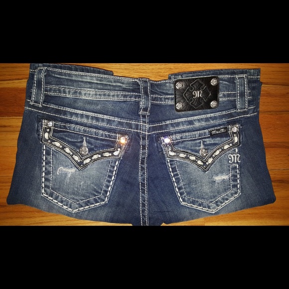 🆕 Miss Me Straight Jeans - Picture 3 of 4