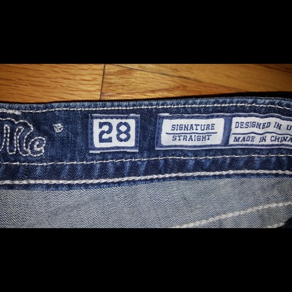 🆕 Miss Me Straight Jeans - Picture 4 of 4