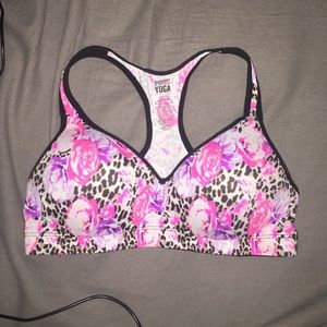 Vs pink padded sports bra