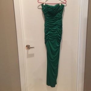 Jessica McClintock long emerald green gown size 6