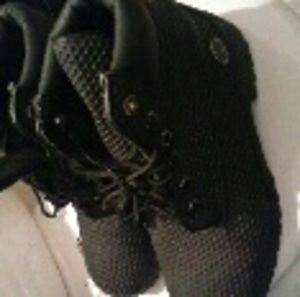 Black honey comb timberland boots