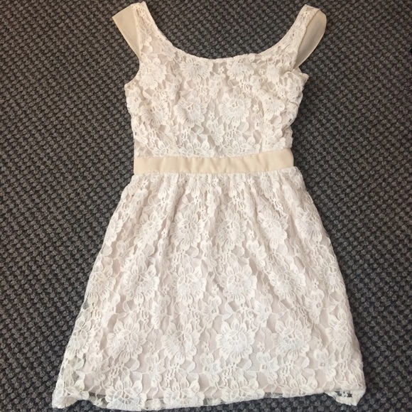 Lace dress