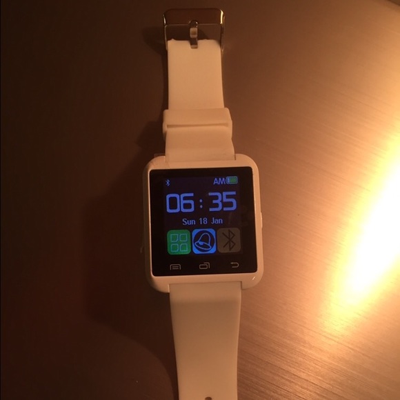 New Smart Watches - Picture 2 of 3