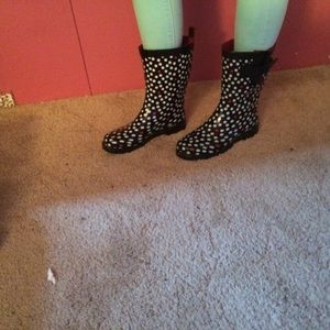 Rain boots