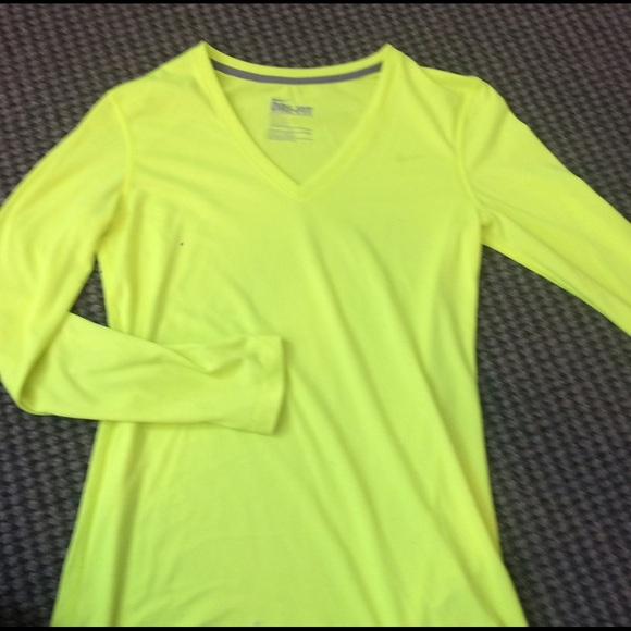 Nike dri fit long sleeve