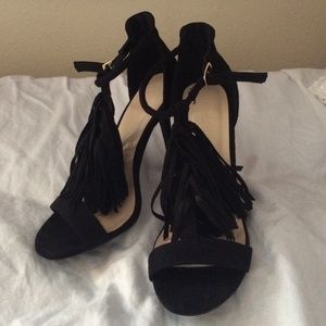 4" Black Tassel Heels from Lulu's