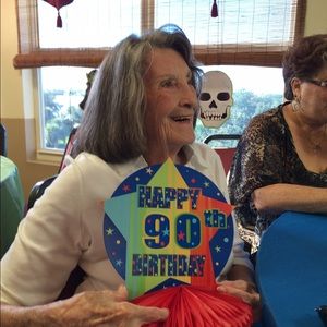 Meet your Posher, Lori