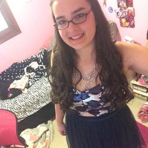 Meet your Posher, Emily