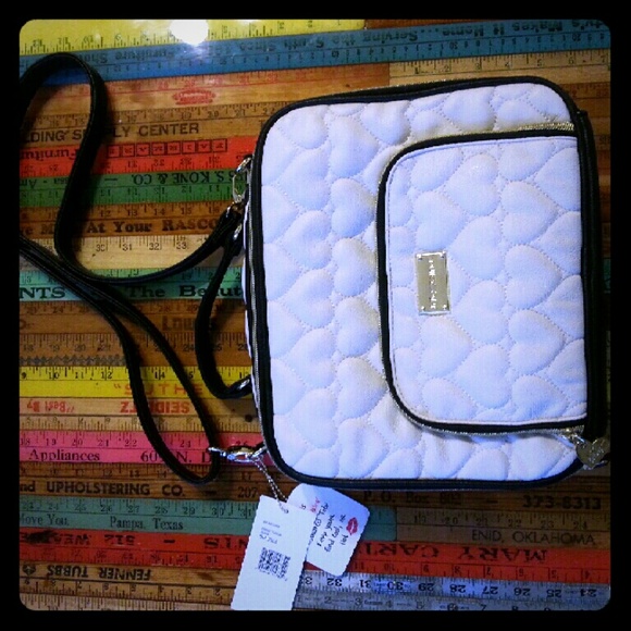 Betsey Johnson lunch tote