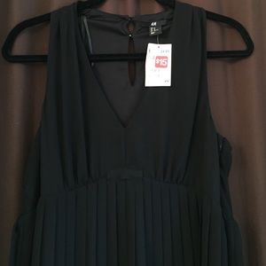 NWT Forever 21 Little Black (pleated) Dress