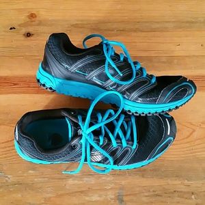 Gently loved K Swiss bundle with boots for vintage