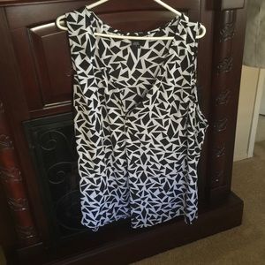 Torrid size 3 button down tank top