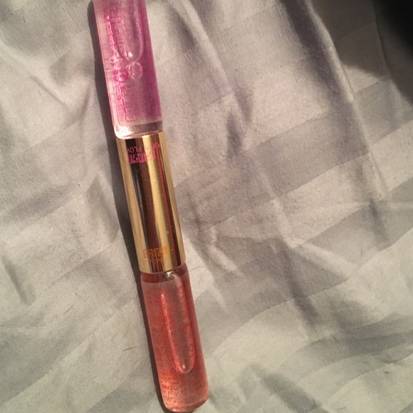 Coach poppy and coach poppy flower travel