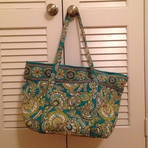 Vera Bradley used tote