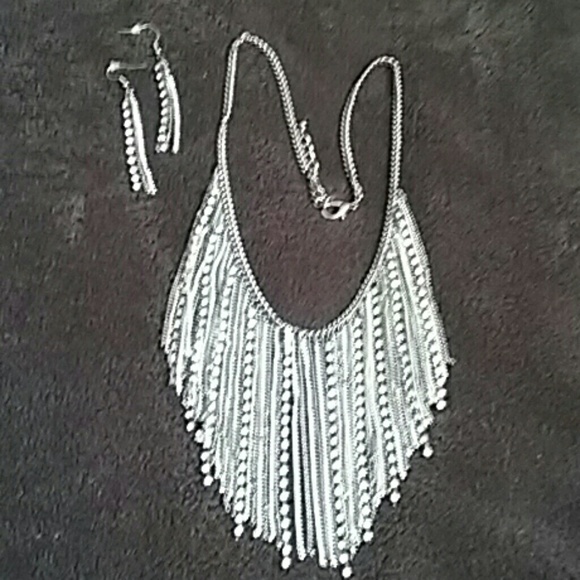 Jewelry - Necklase, Earings