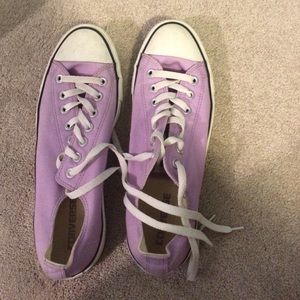 Purple low top converse