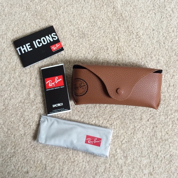 Authentic Ray Ban case