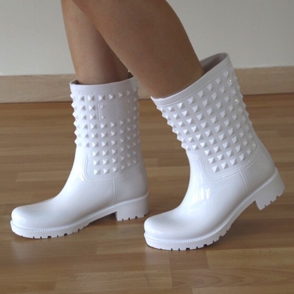 🚨Last Pair🚨 White Rain Boots Rubber - Picture 2 of 4