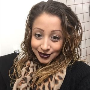 Meet your Posher, Karen