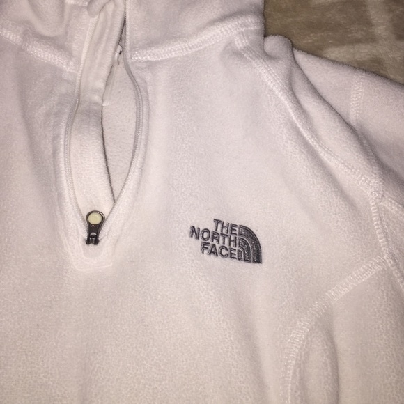 Pullover light weight fleece