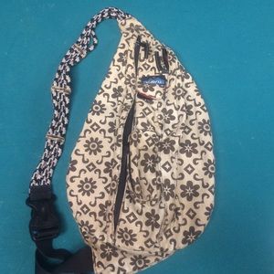 Kavu purse