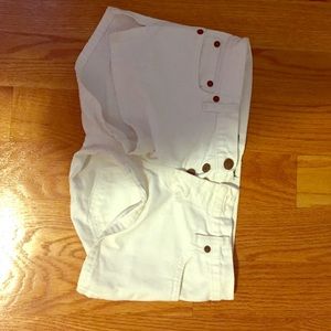 Abercrombie & Fitch White shorts