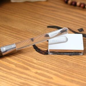 Clinique Eyeshadow & Cleanser Set