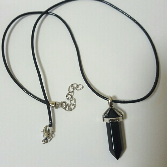 Black onyx pendant